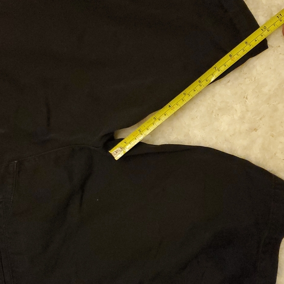 Men's black volcom shorts - Picture 4 of 4